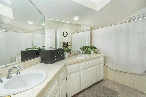 Encinitas, CA 92024,656 Westlake Street