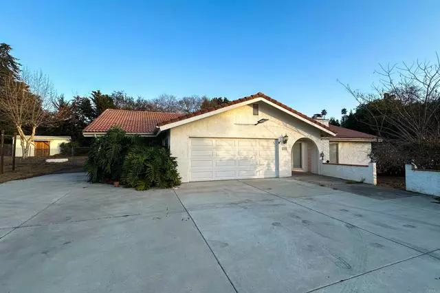 1093 Beaumont Circle, Vista, CA 92084