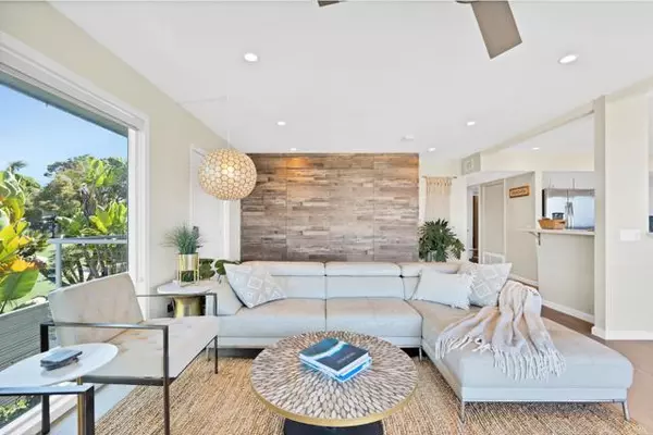 Encinitas, CA 92024,1631 Neptune Avenue