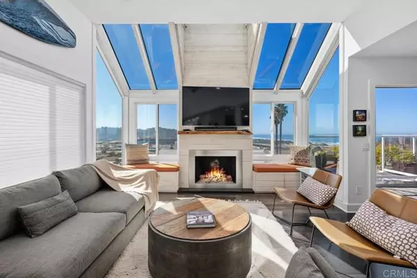 328 SHOMAKER CT., Solana Beach, CA 92075