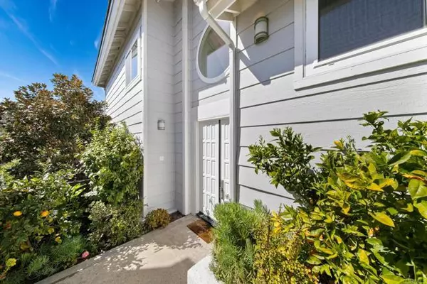 Encinitas, CA 92024,1164 Quail Gardens Court