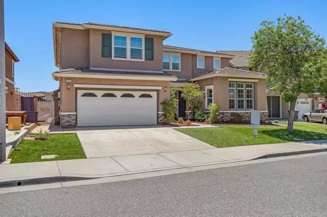 41013 Sunsprite St, Lake Elsinore, CA 92532