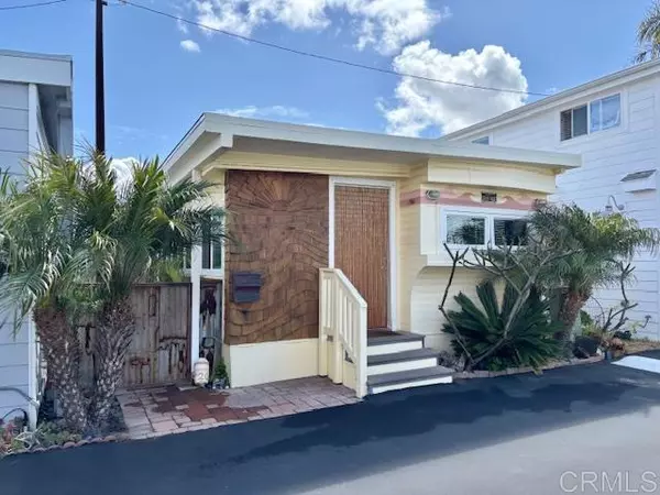 Encinitas, CA 92024,170 Diana Street #20