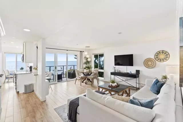 La Jolla (san Diego), CA 92037,457 Coast Boulevard #202