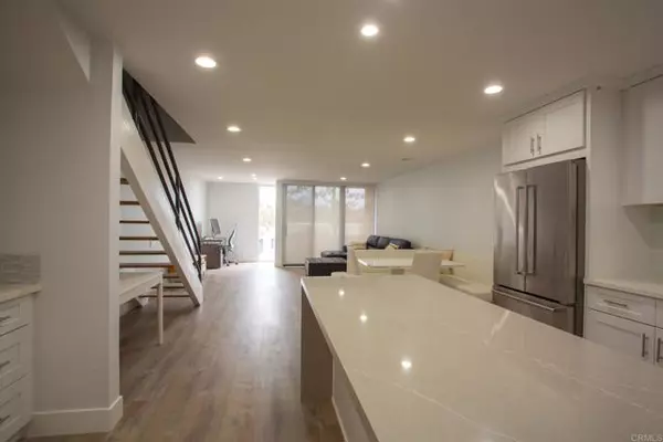 Encinitas, CA 92024,922 Sealane Drive #B