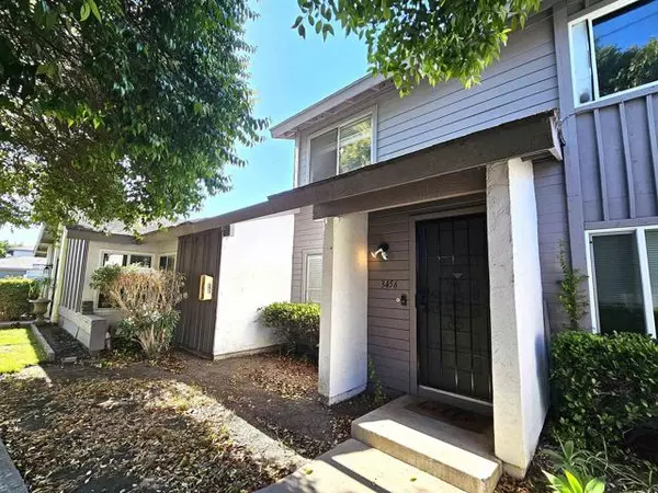 3456 Seabreeze Walk, Oceanside, CA 92056