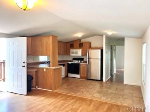 Encinitas, CA 92024,699 N Vulcan Avenue #35
