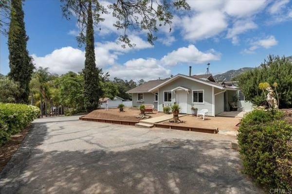 26895 N Broadway, Escondido, CA 92026