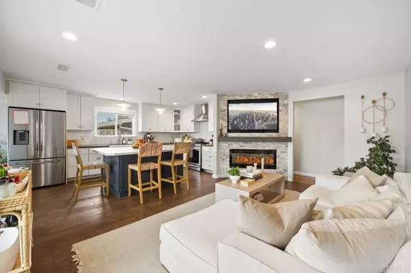 1105 Evergreen Drive, Encinitas, CA 92024