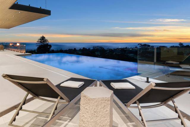 6627 Muirlands Dr, La Jolla (san Diego), CA 92037