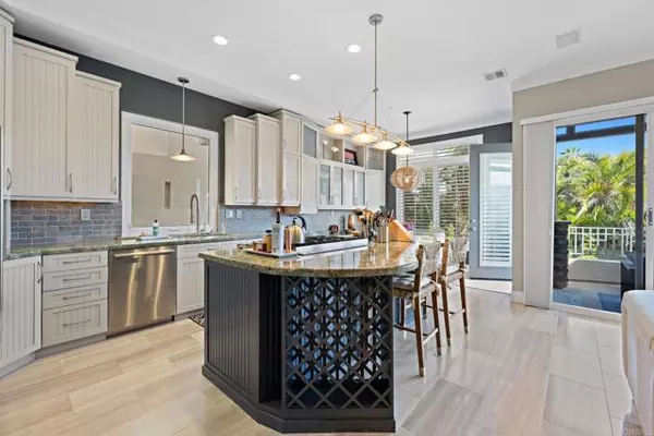 Solana Beach, CA 92075,834 S Cedros