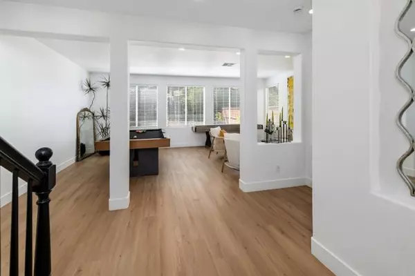 San Marcos, CA 92078,1464 Rivercrest Road