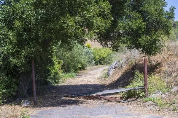 Bonsall, CA 92003,31801 Wrightwood Road