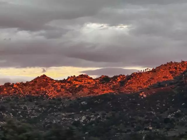 Fallbrook, CA 92028,Rainbow Highlands