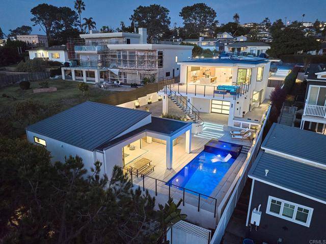 Solana Beach, CA 92075,537 N Granados Avenue