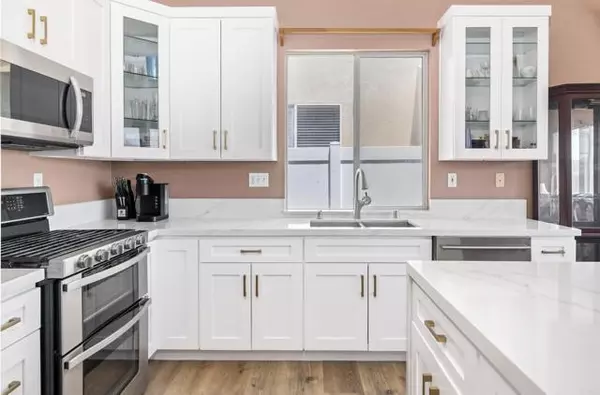 Temecula, CA 92592,32771 Rovato St.