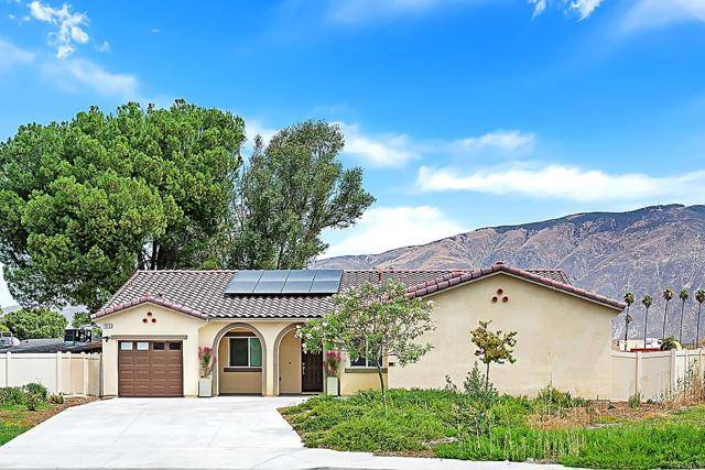 475 W Camellia Way, San Jacinto, CA 92583