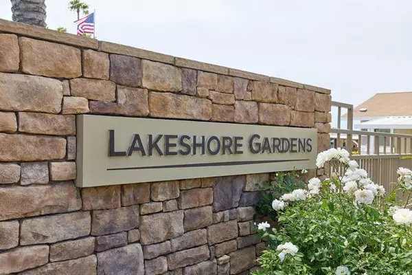 Carlsbad, CA 92011,7024 San Bartolo #19 A