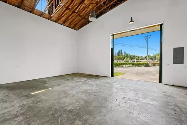 Fallbrook, CA 92028,838 E Mission Road