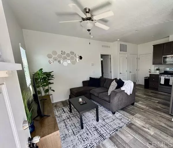 Encinitas, CA 92024,1549 N Vulcan Avenue #3