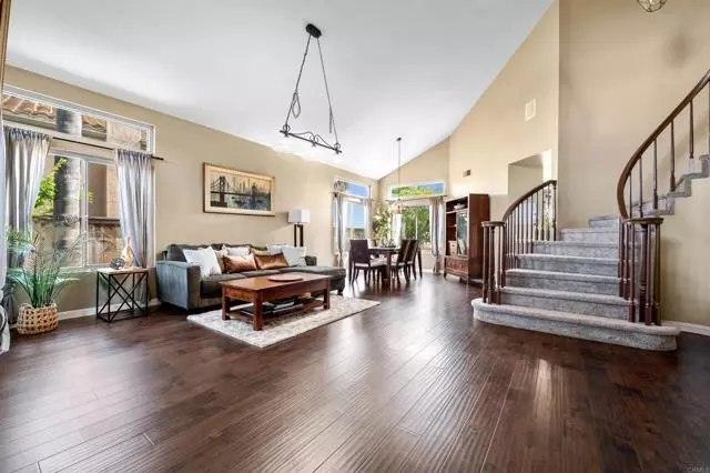 2066 Sequoia, Vista, CA 92081