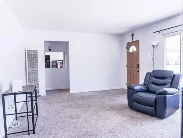 El Cajon, CA 92020,741 N Pierce Street