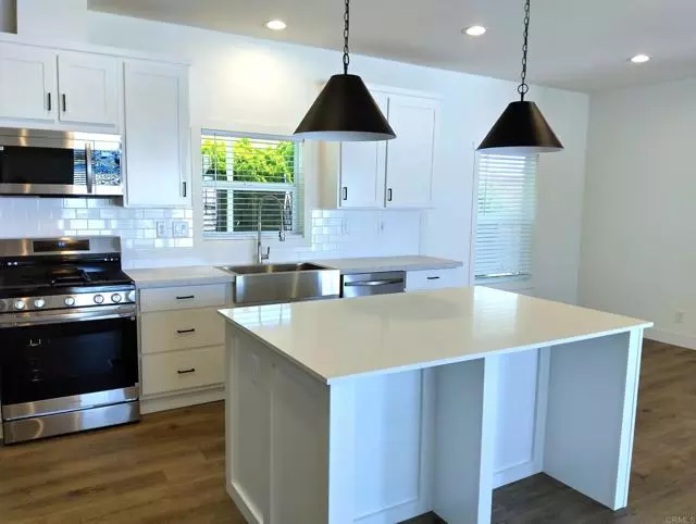 718 Sycamore Avenue #170, Vista, CA 92081