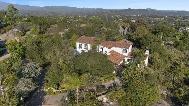 28889 Anderson Court, Escondido, CA 92026