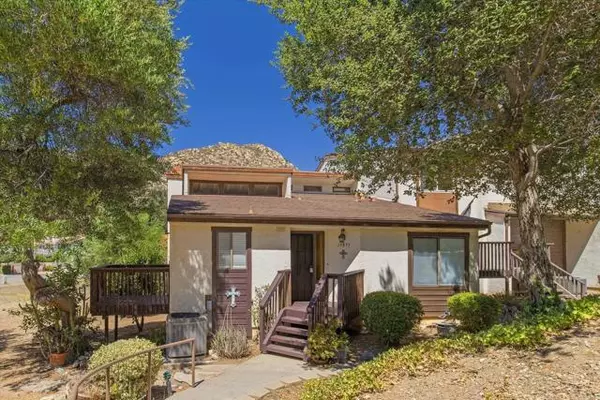 15851 Davis Cup Lane, Ramona, CA 92065