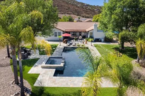 23321 Nuevo Mundo Road, Ramona, CA 92065