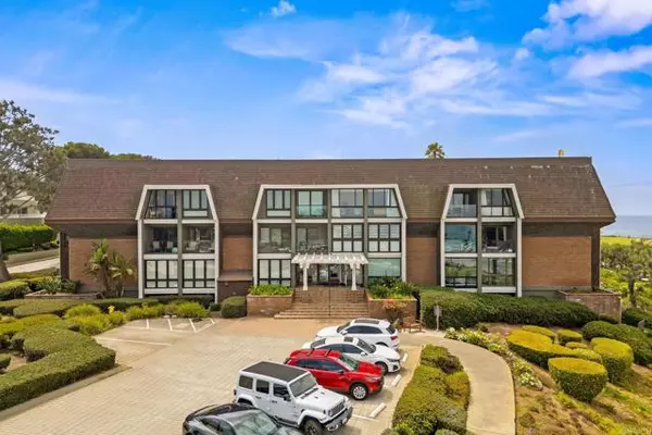 Del Mar, CA 92014,1552 Camino Del Mar #401