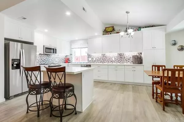 Oceanside, CA 92056,4867 Meadowbrook Drive