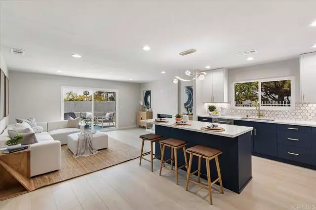 7911 Terraza Disoma, Carlsbad, CA 92009