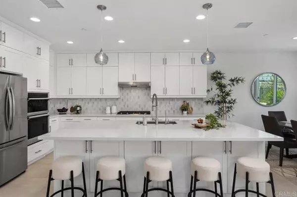 3046 Villeta Ave, Carlsbad, CA 92010