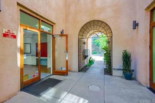 Fallbrook, CA 92028,343 E Alvarado Street