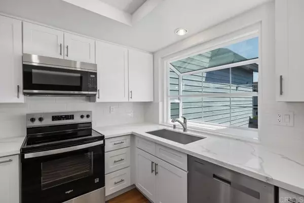 4055 Crystal Dawn Lane #202, San Diego, CA 92122