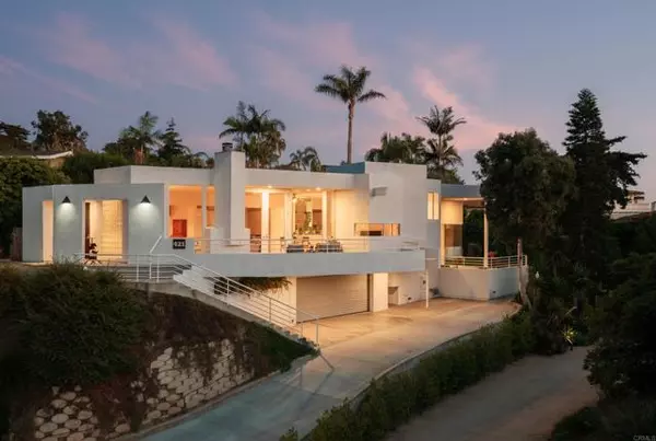 Del Mar, CA 92014,421 Serpentine Drive