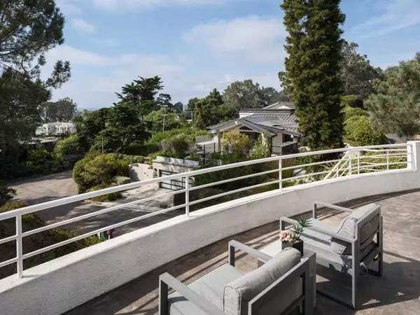 Del Mar, CA 92014,421 Serpentine Drive