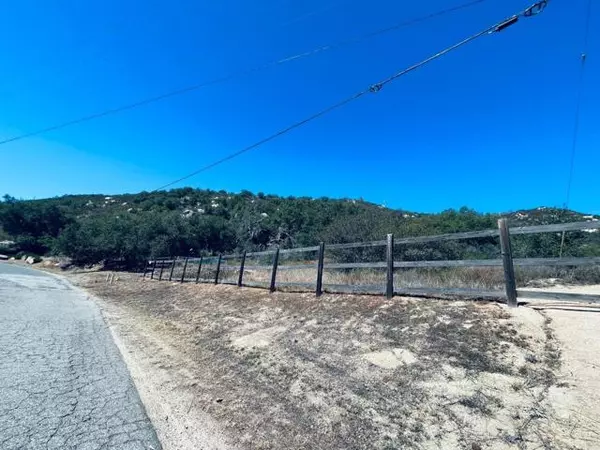 Fallbrook, CA 92028,0 Rainbow Heights Road
