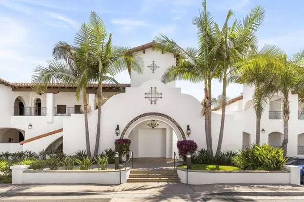 Carlsbad, CA 92009,7323 Estrella De Mar Road #42