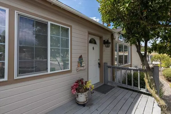 San Marcos, CA 92069,1299 Deer Springs Road #15