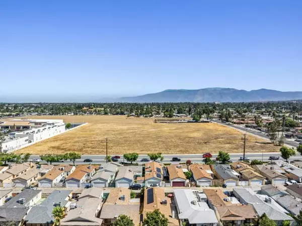 Hemet, CA 92543,E Stetson Avenue