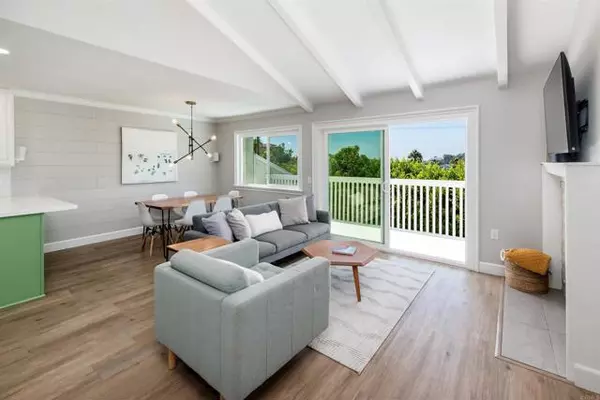 Solana Beach, CA 92075,811 Highland Drive