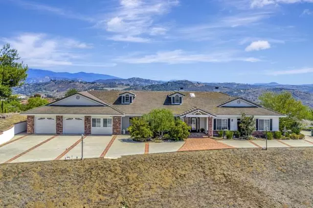 Fallbrook, CA 92028,2975 Dos Lomas