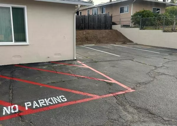 626 Civic Center Drive, Vista, CA 92084