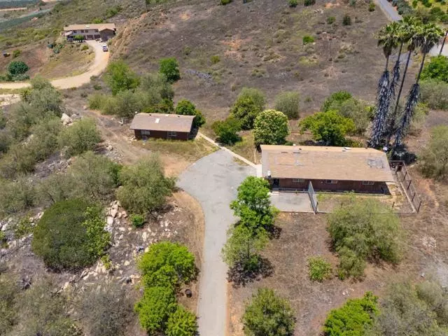 29556 Sierra Rojo Lane, Valley Center, CA 92082