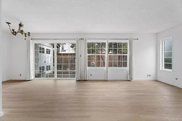 1651 S Juniper Street #32, Escondido, CA 92025