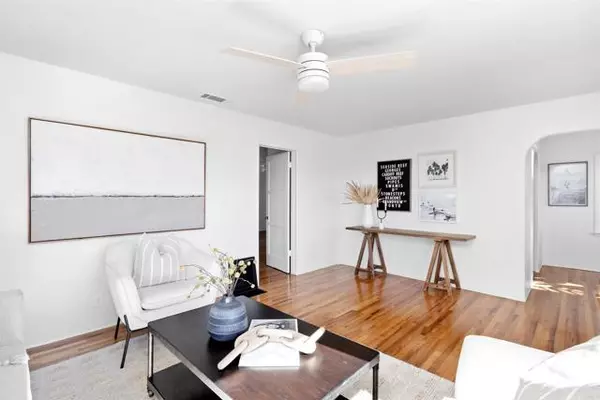 Carlsbad, CA 92008,1010 Grand Avenue