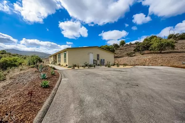 Bonsall, CA 92003,28720 N Twin Oaks Valley Road