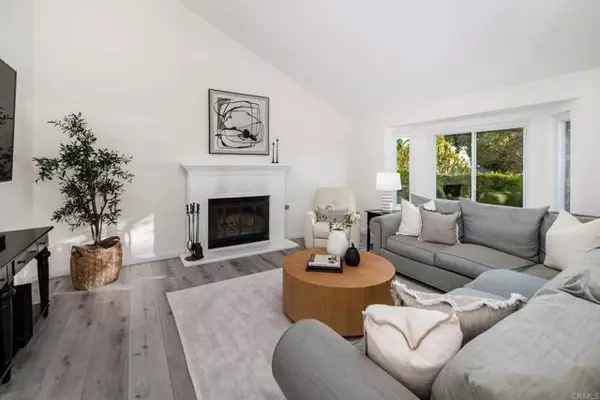 Carlsbad, CA 92009,2515 Luciernaga Street